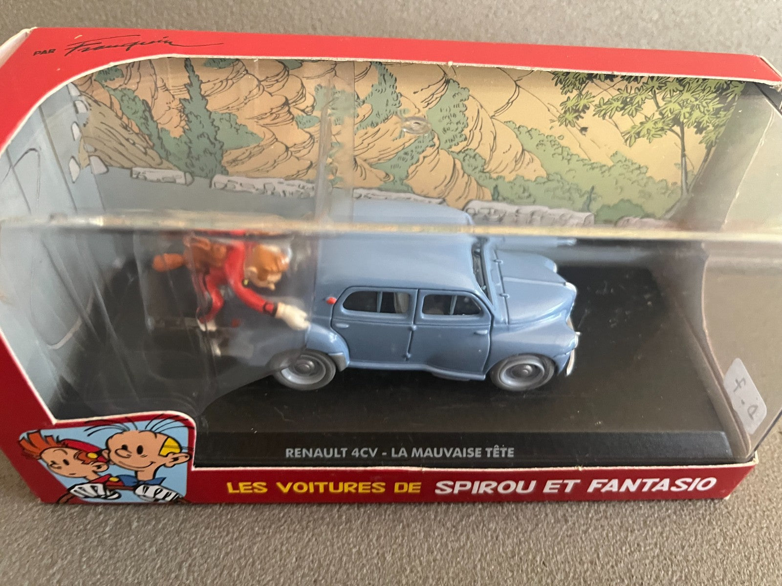 Voiture Miniature Renault 4CV La Mauvaise Tête Spirou au 1/43