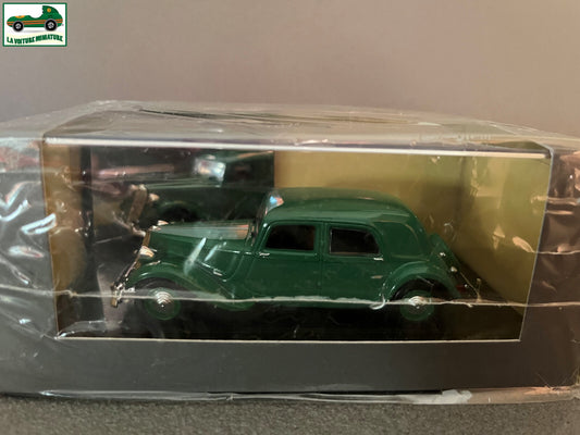 Voiture Miniature Citroen Traction Six Cylinder Slough Atlas Courtage 1/43