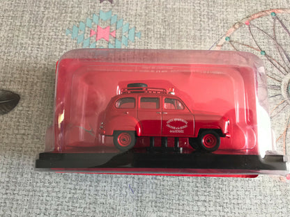 Voiture miniature Renault Colorale Prairie 4x4 Break Incendie Hachette au 1/43
