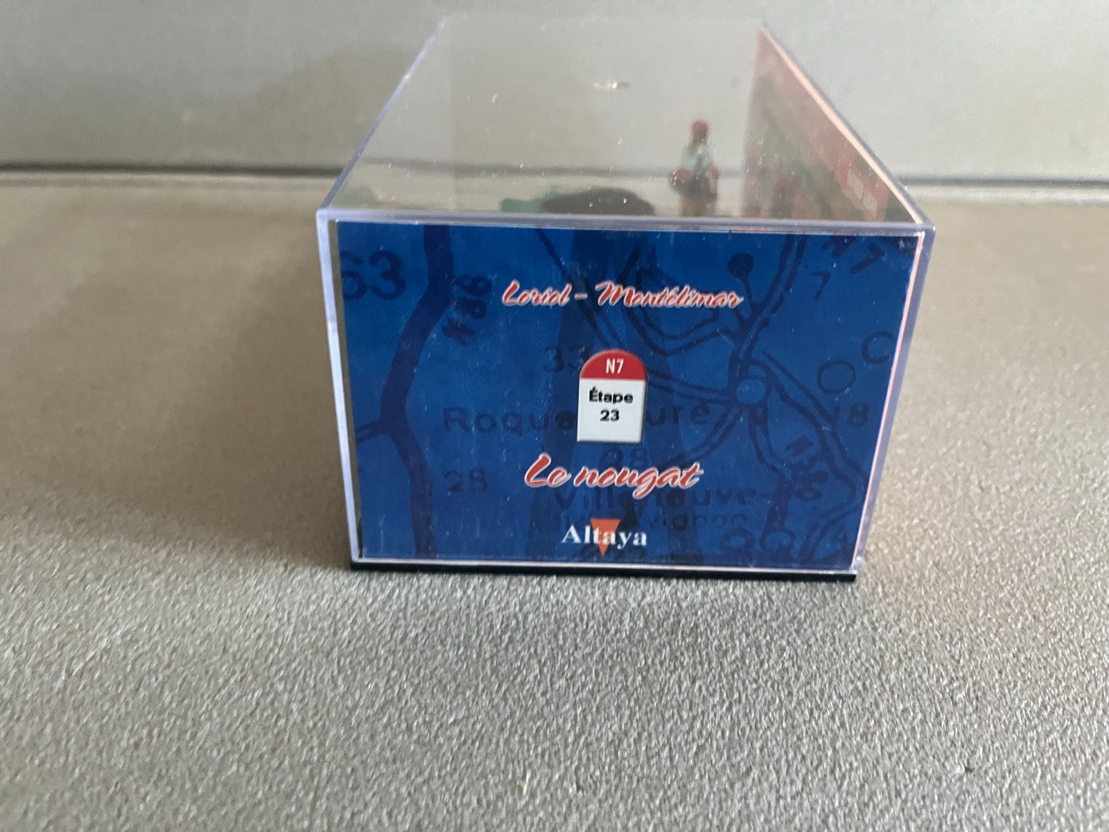 Voiture Miniature Simca Aronde Grand Large  Etape 23 La Route Bleue RN7 1/43