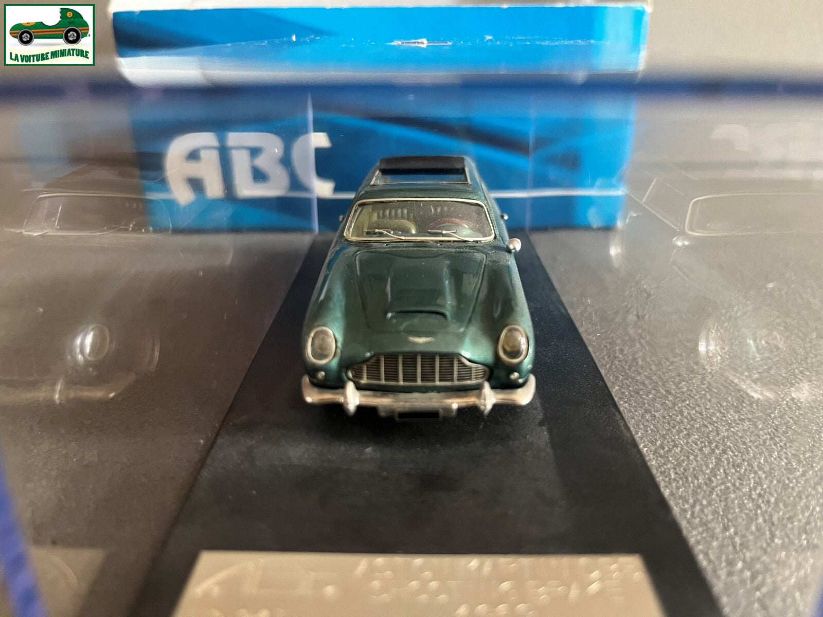 Voiture Miniature Aston Martin DB5 Shooting Brake 1963 ABC 215 Brianza au 1/43