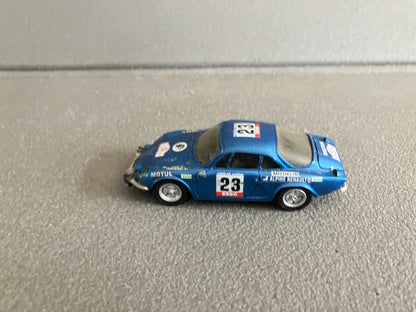 Ancienne Voiture Miniature Kit résine monté Renault Alpine A110 Duvi Corse 1/43