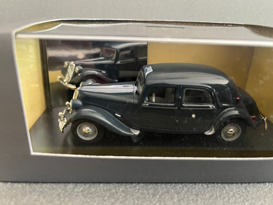 Voiture Miniature Citroen Traction 15 Six H 1954 Atlas Courtage 1/43