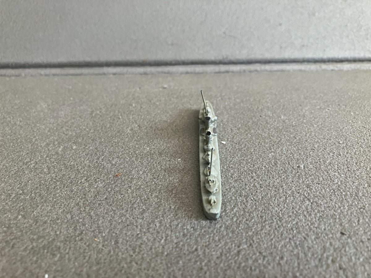 Ancien Bateau miniature Militaire H30 Alliage Plomb Wiking Germany 1/1250