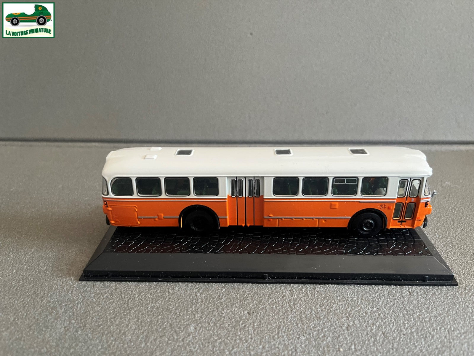 Voiture miniature Scania Vabis D 11 1964 Autocar Autobus Bus Atlas 1/72