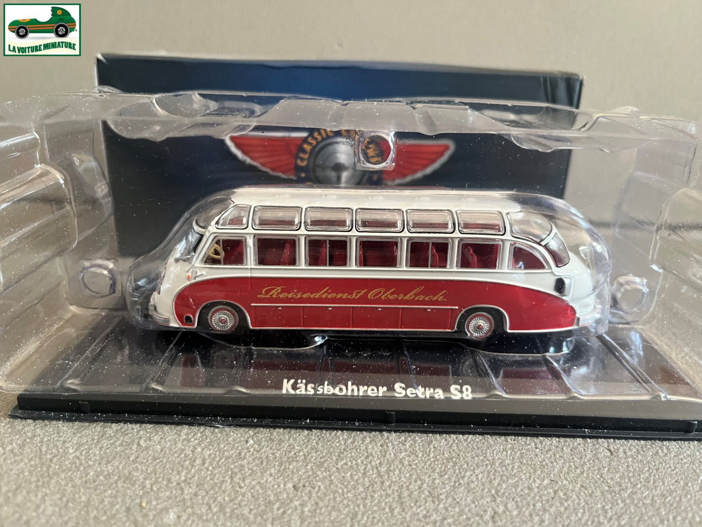 Voiture miniature Kassbohrer Setra S8 Autobus Bus Autocar Atlas 1/72