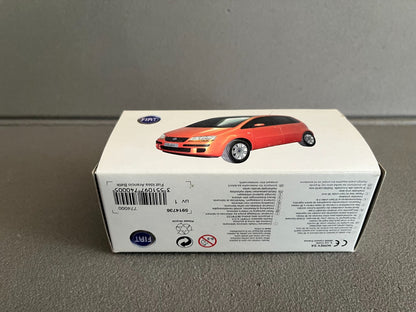 Voiture Miniature Fiat Idea Norev au 1/43