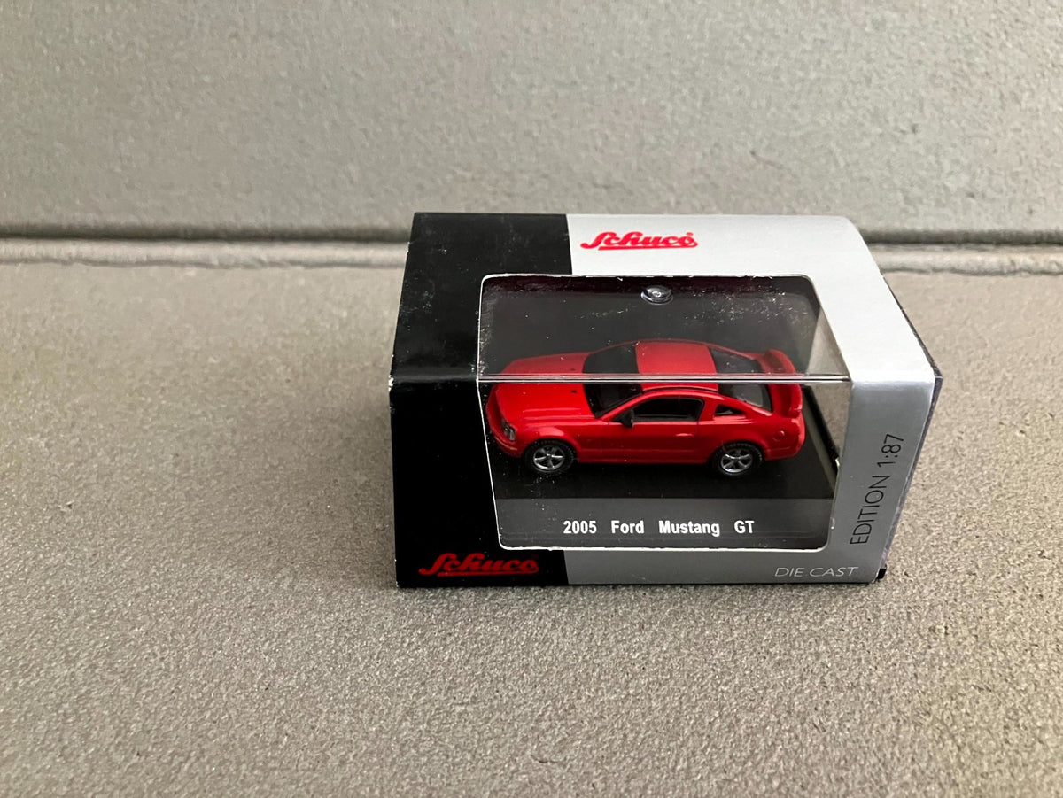 Voiture Miniature 2005 Ford Mustang GT Schuco 1/87 HO