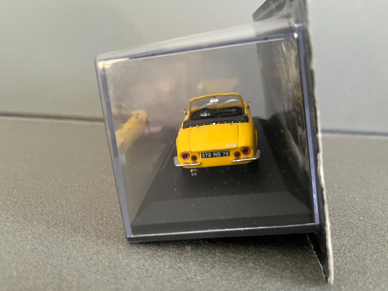 Voiture Miniature Simca CG Spider 1972 Altaya au 1/43