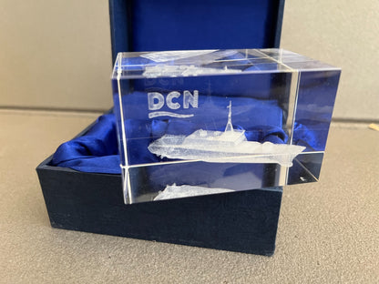 Rare Presse Papier Verre Bateau Navire Guerre Marine Collection Militaire DCN