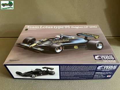 Maquette  à monter F1 Voiture miniature Team Lotus type 91 Belgian GP Ebbro 1/20
