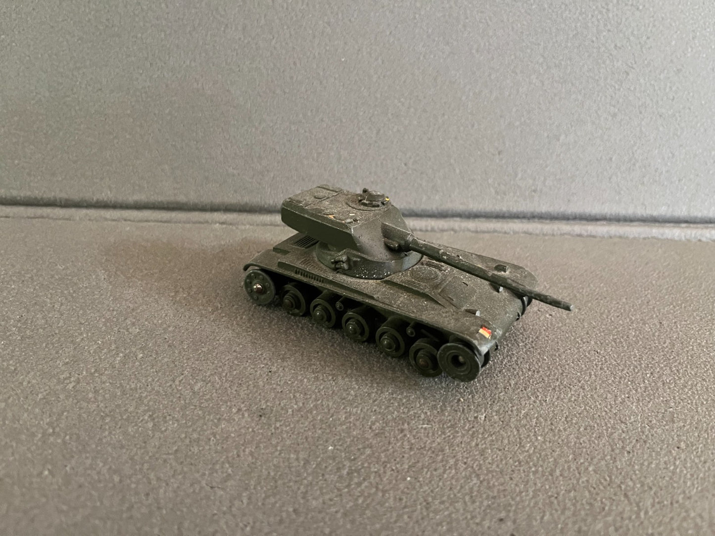 Ancienne Miniature Militaire Char AMX Dinky Toys Meccano France Epave