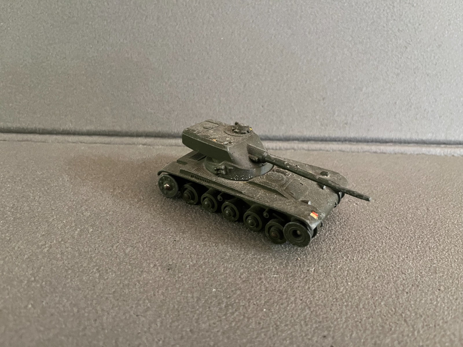 Ancienne Miniature Militaire Char AMX Dinky Toys Meccano France Epave