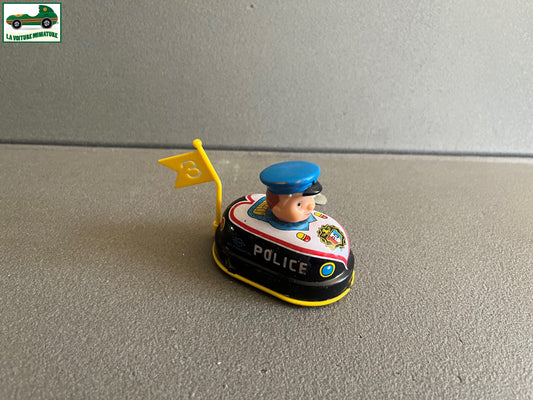 Ancienne Voiture Miniature Métal Tôle Mécanisme Yone Police Made in Singapore