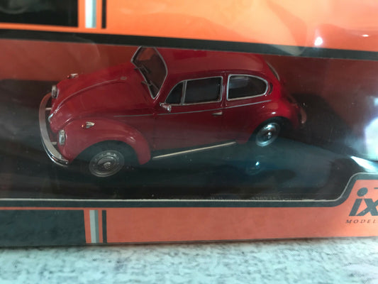 Voiture Miniature Volkswagen Coccinelle 1302 LS Limousine 1972 Ixo CLC334N 1/43
