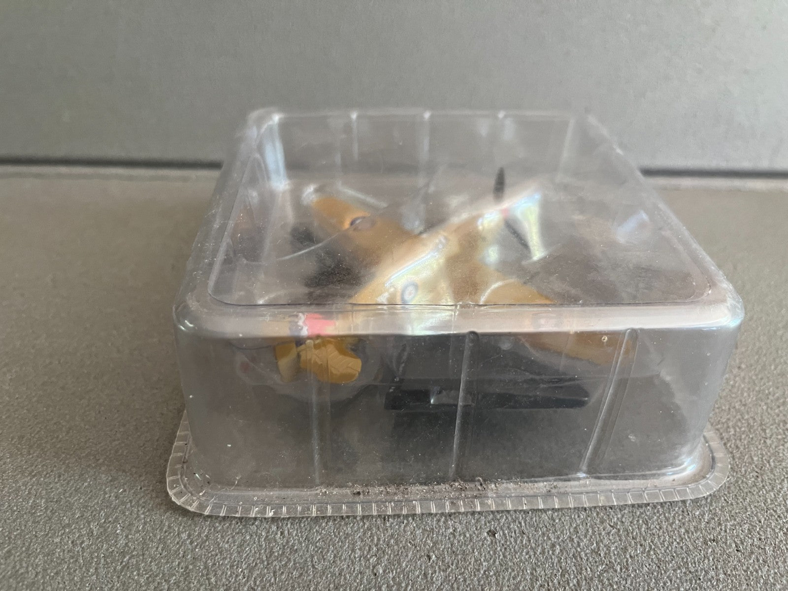 Avion miniature Militaire Hurricane Mk II 1/110 Delprado