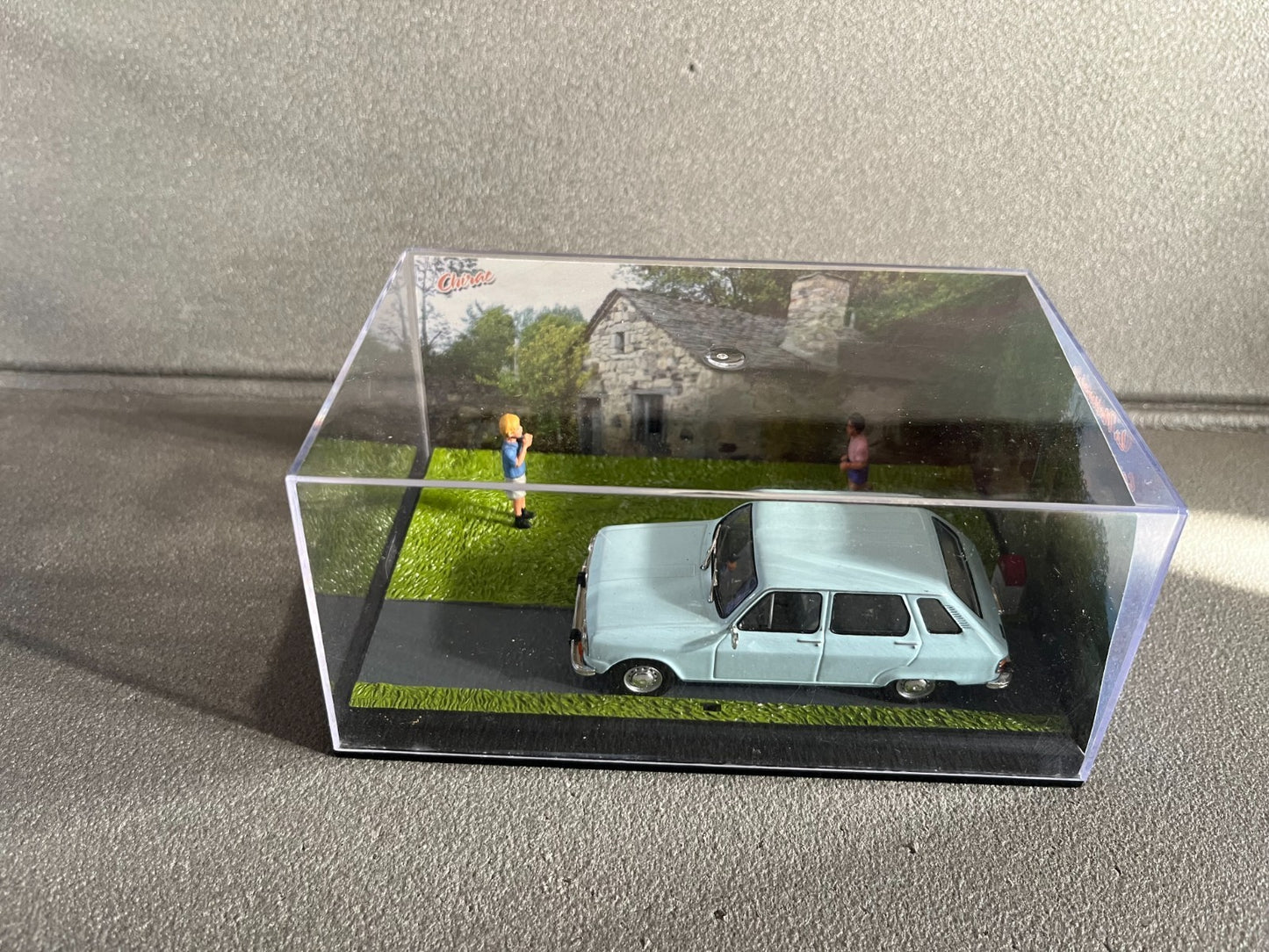 Voiture Miniature Renault 6  Etape 3 La Route Bleue RN7 1/43