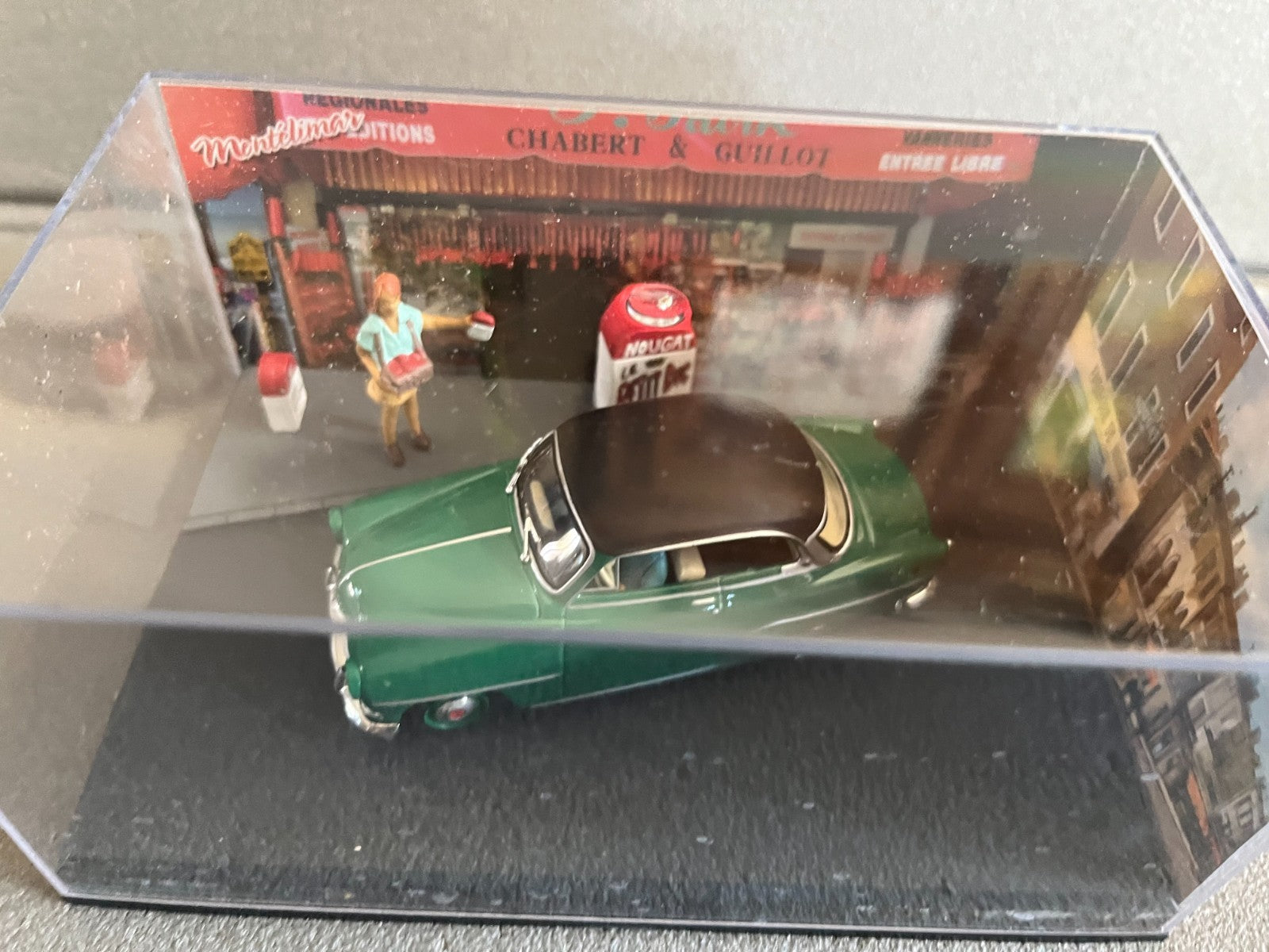 Voiture Miniature Simca Aronde Grand Large  Etape 23 La Route Bleue RN7 1/43