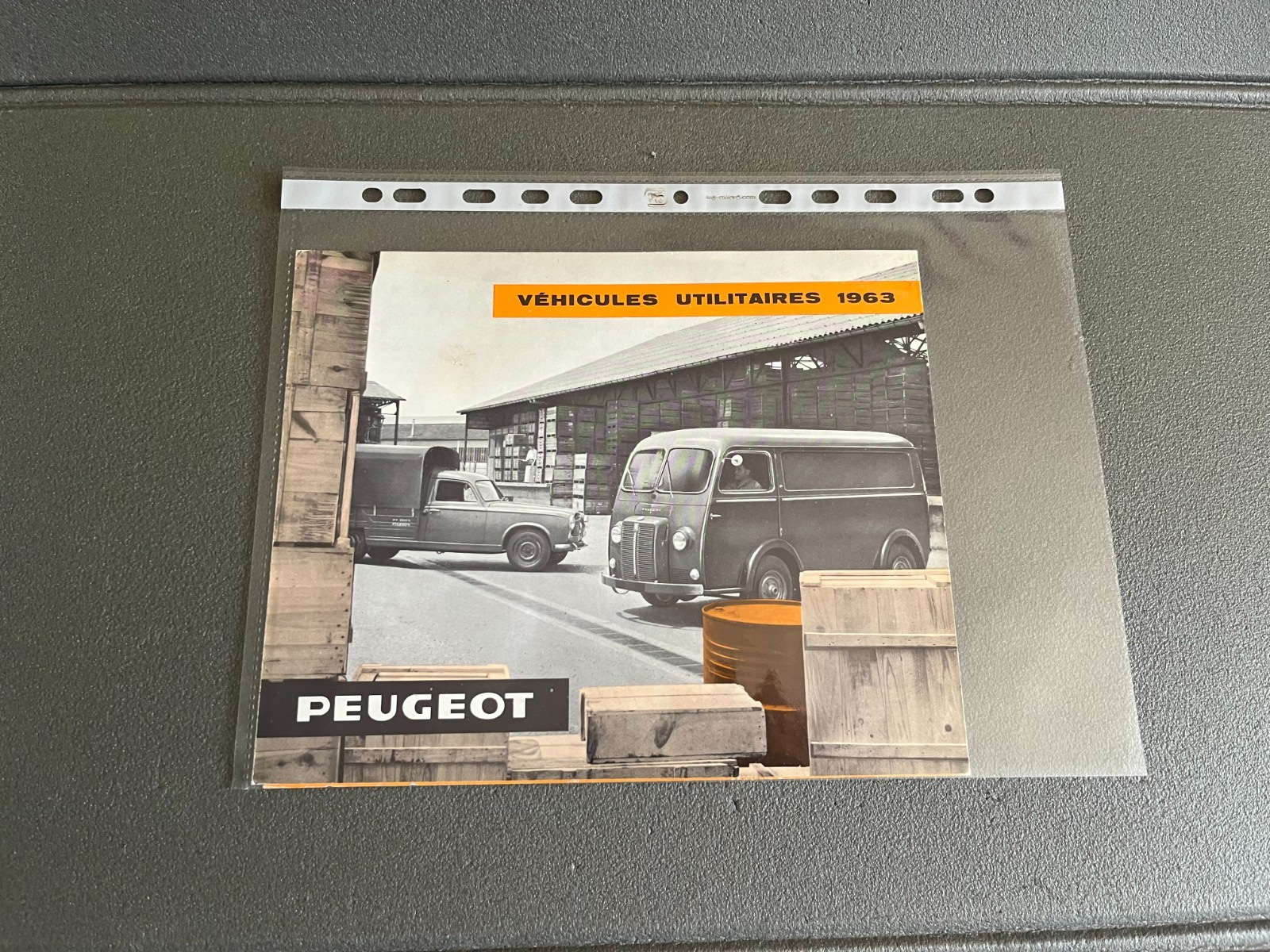 Ancien Dépliant Brochure Documentation Automobile Peugeot Utilitaires 1963
