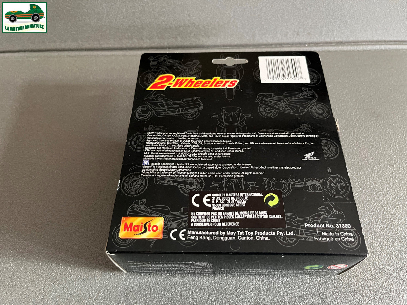 Moto miniature Triumph 955i Motos à Collectionner Maisto au 1/18