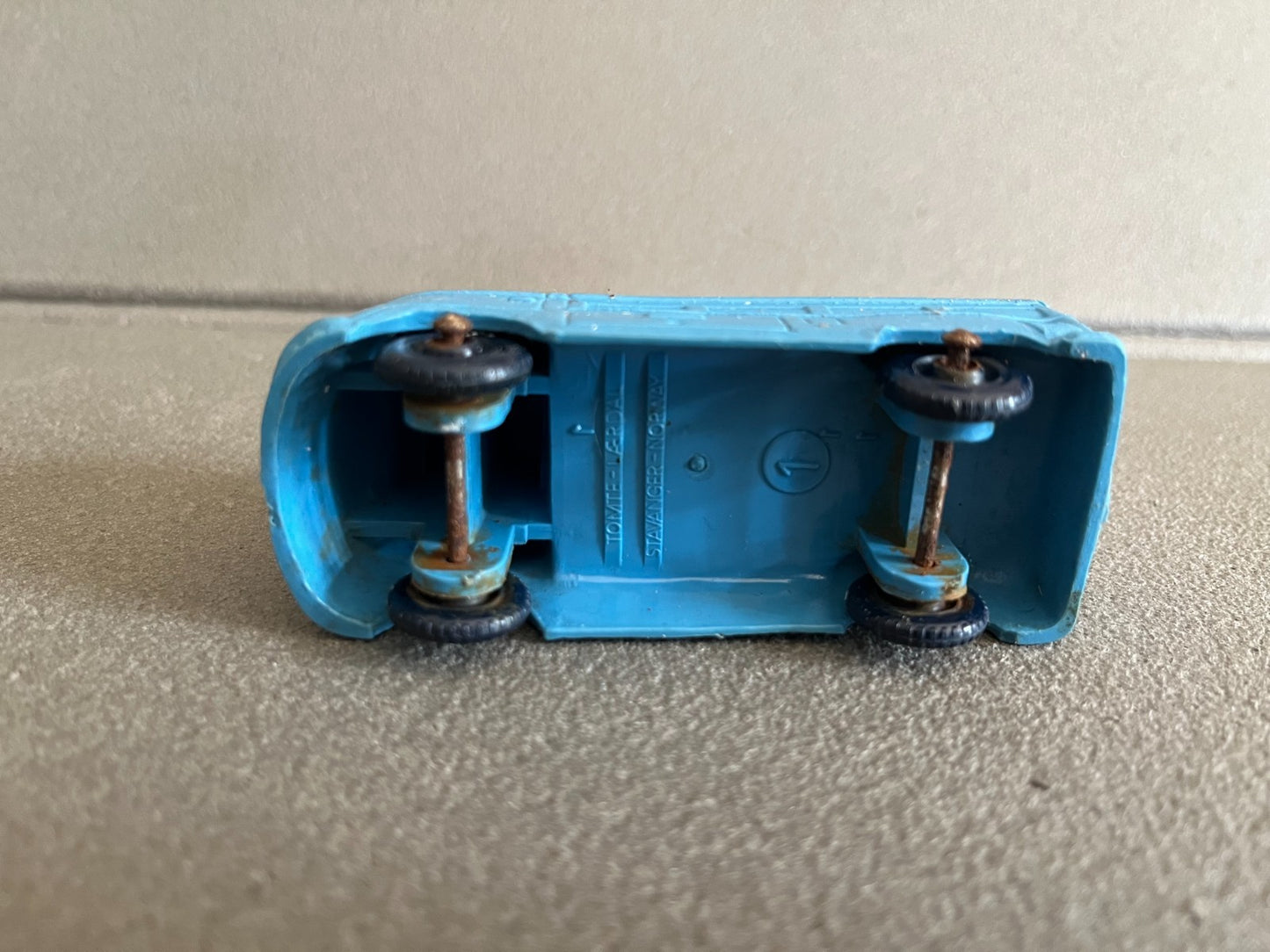 Voiture Miniature Ancien Volkswagen Combi Tomte Lardal Norway Plastique Gomme