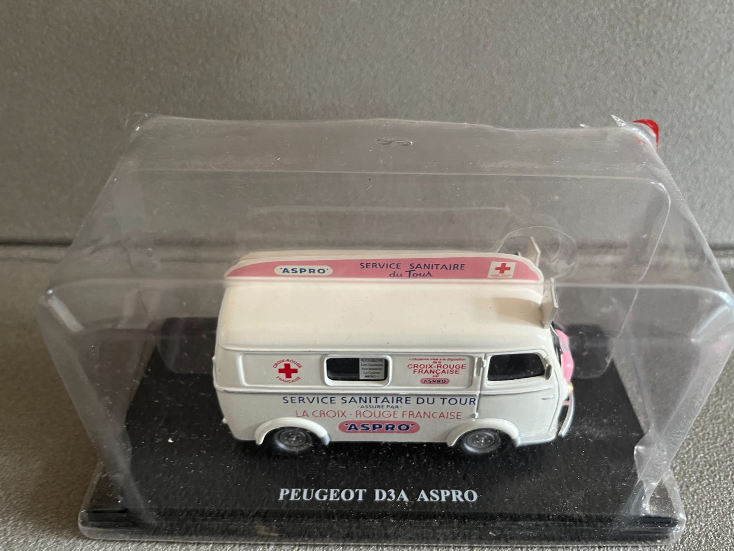 Voiture miniature Camion Peugeot D3A Aspro Auto Plus Hachette 1/43