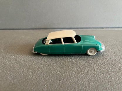 Ancienne Voiture Miniature Plastique Citroen DS 19 Minialuxe France au 1/43