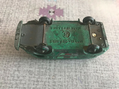 Ancienne Voiture Miniature Camion Renault 1000 Kgs CIJ France Epave