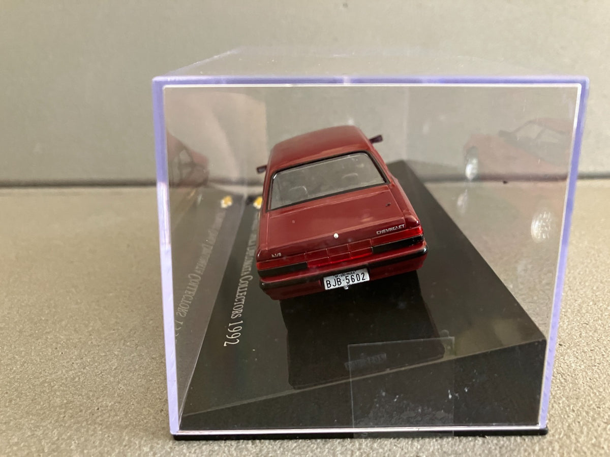 Voiture miniature Chevrolet Opala Diplomata Collectors 1992 Opel au 1/43