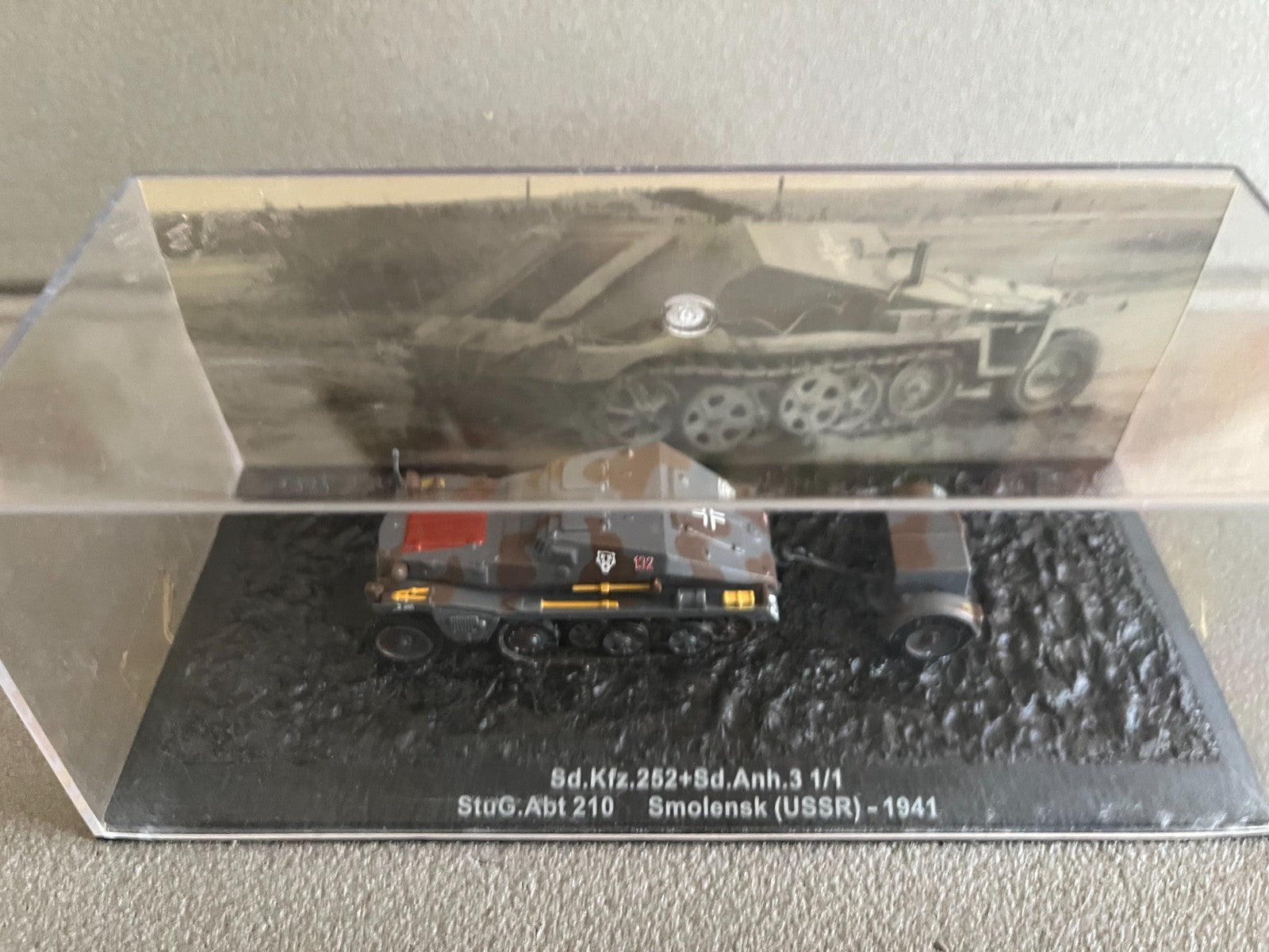 Miniature Militaire Char Tank Blindé Sd.Kfz. 252 + Sd.anh. 3 1/1 Altaya 1/72
