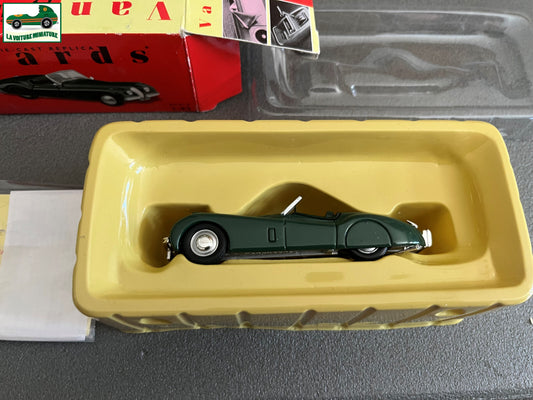 Voiture Miniature Jaguar XK120 Suede Green Vanguards au 1/43