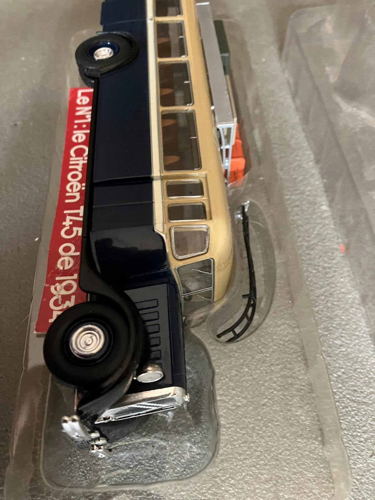 Voiture miniature Citroen T45 1934 1/43 Autobus Autocars du Monde