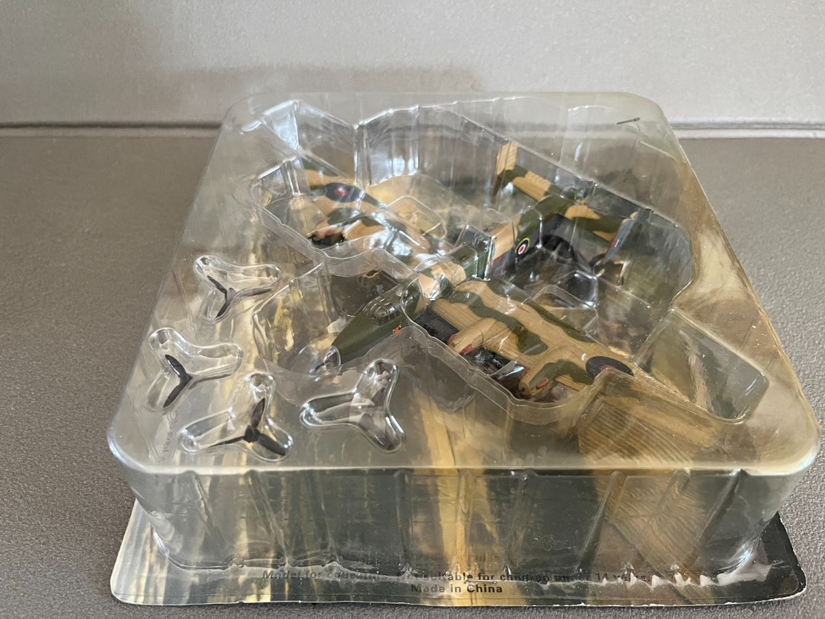 Avion miniature Militaire Bombardier Handley MK II 1/144 Altaya