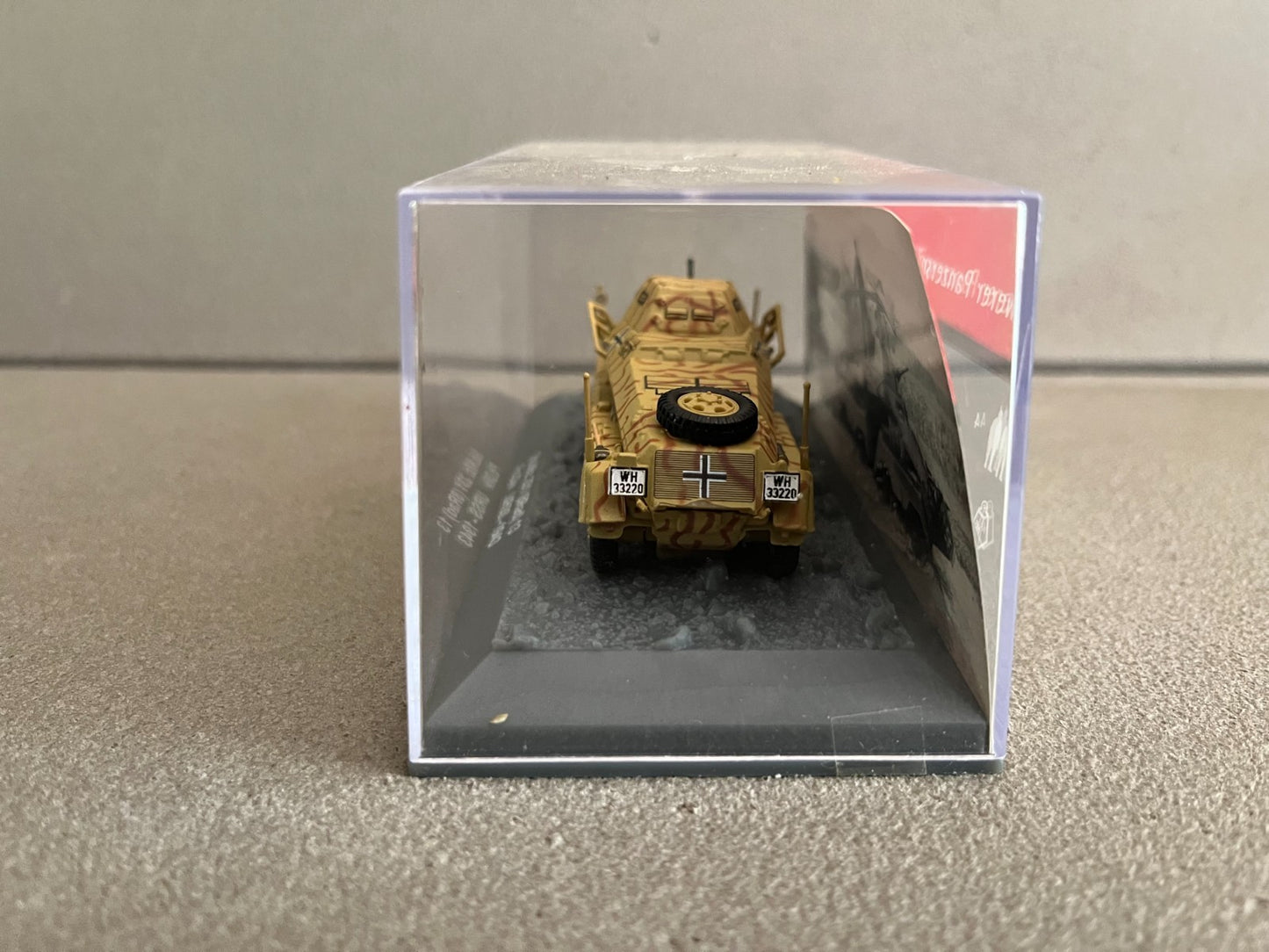 Miniature Militaire Char Tank Blindé Sd.Kfz. 231 8Rad 13 URSS 1943 Altaya 1/72