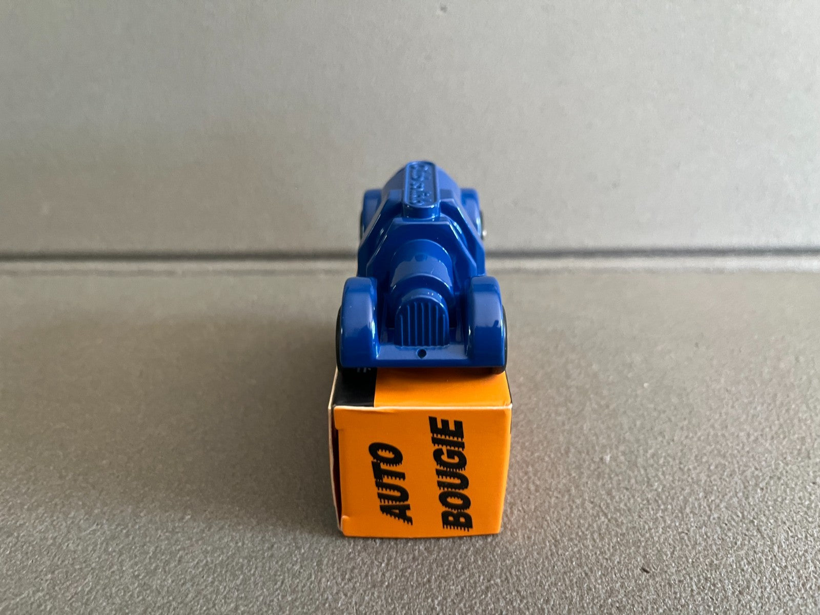 Voiture Miniature Bougie Club Solido Série 100 Edition 2019 1/43
