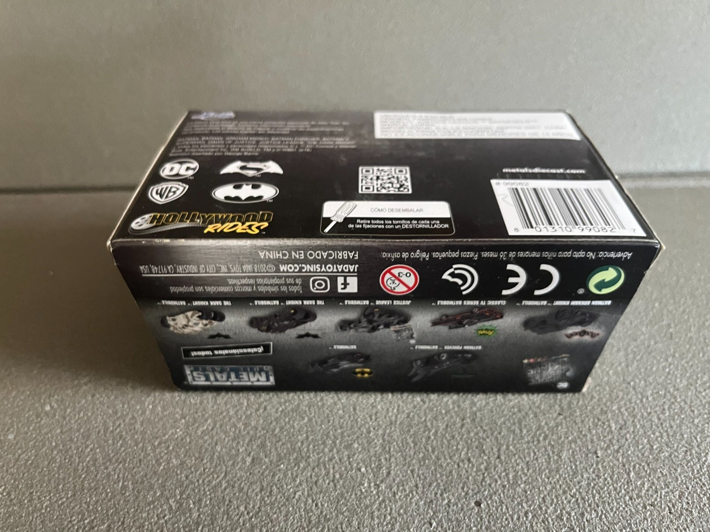 Voiture Miniature Batmobile Batman Justice League Jada au 1/43