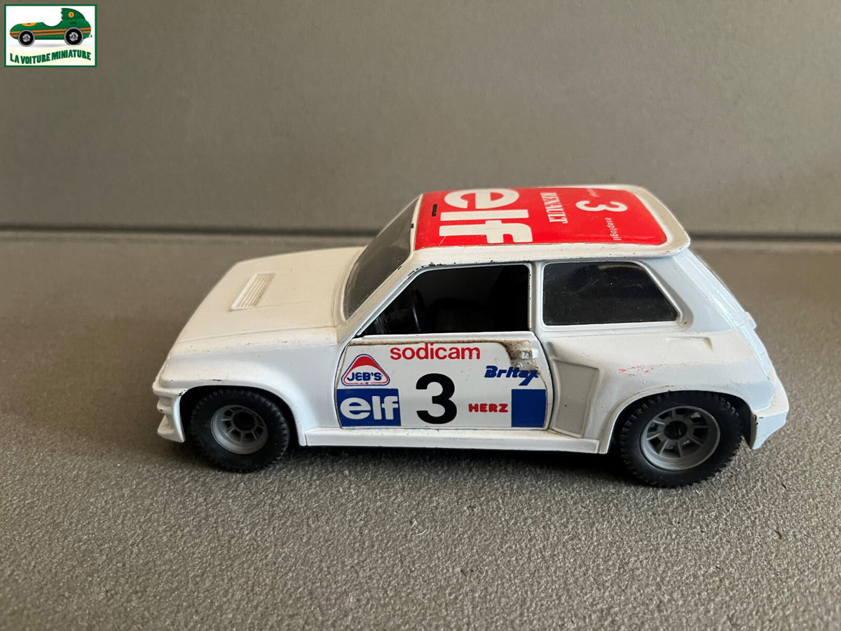 Ancienne Voiture Miniature Renault R5 Turbo Polistil au 1/22 Epave