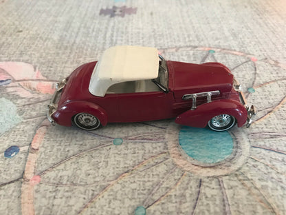 Voiture Miniature Matchbox 1937 Cord Model 812 Supercharged 1978 Made in England