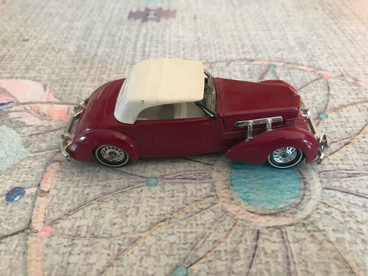Voiture Miniature Matchbox 1937 Cord Model 812 Supercharged 1978 Made in England
