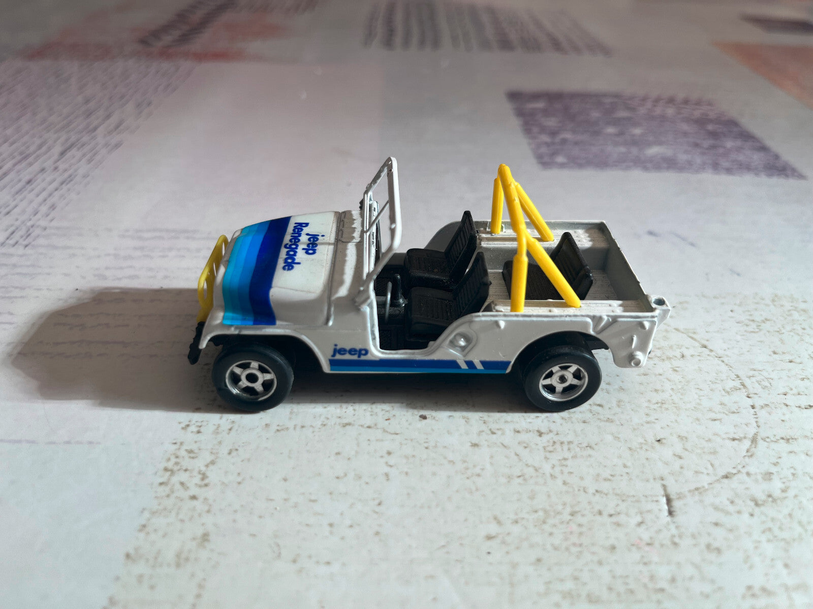 Voiture Miniature Jeep Willys Renegade Hotwheels Mattel au 1/43