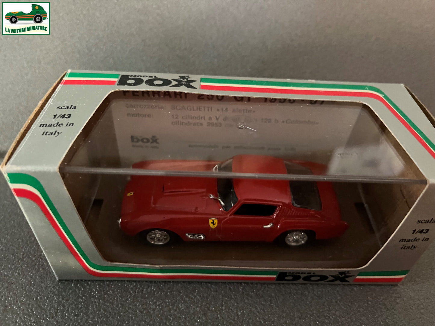 Voiture Miniature Ferrari 250 GT 1956 Box au 1/43