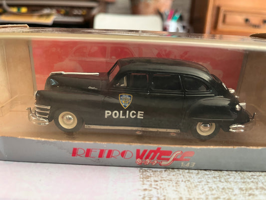 Voiture Miniature 372 Chrysler Windsor Police 1947 Retro Vitesse au 1/43