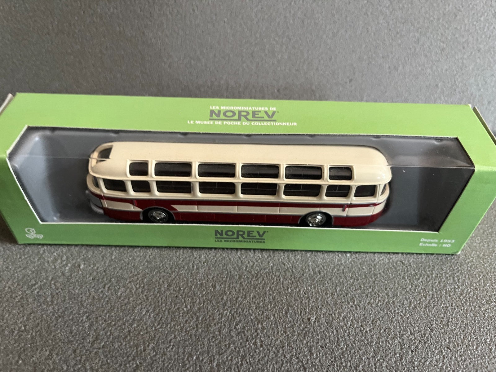Voiture Miniature Autobus Saviem SC1 Norev HO 1/86 1/87