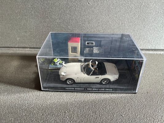 Voiture miniature Toyota 2000 GT James Bond 007 1/43