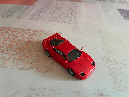 Voiture Miniature Kit monté Ferrari F40 Starter au 1/43