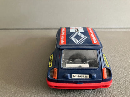 Ancienne Voiture Miniature Renault 5 Turbo Tour Corse Rallye Burago Italy 1/24