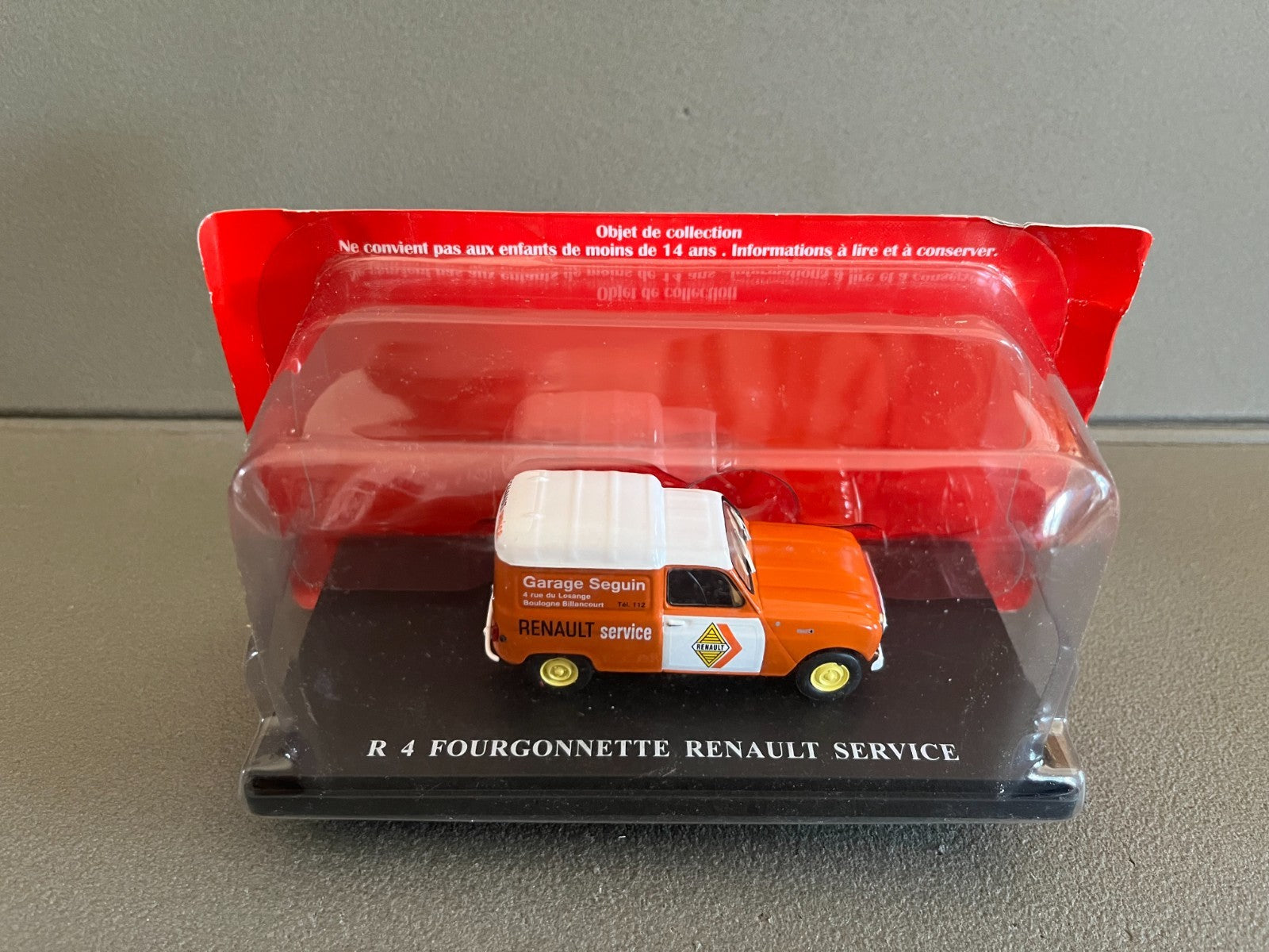 Voiture Miniature Renault 4 4L R4 Fourgonnette Service Hachette 1/43