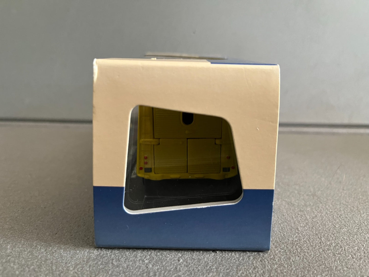 Voiture Miniature Utilitaire Camion Citroen H Michelin Atlas Eligor 1/43
