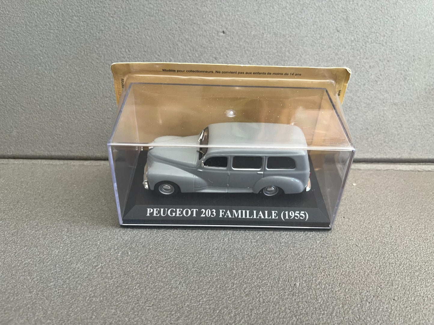 Voiture Miniature Peugeot 203 Familiale 1955 Ixo Altaya au 1/43