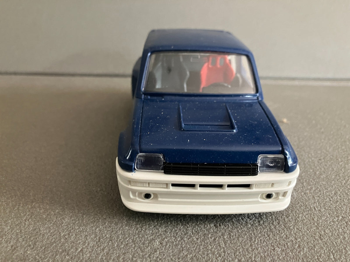 Ancienne Voiture Miniature Renault 5 Turbo Burago Italy  au 1/24